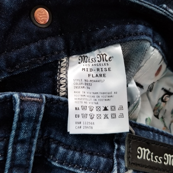 NEW!Miss Me 30 flare flap pocket jeans - Picture 11 of 11